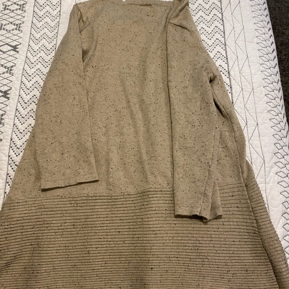 Lee top quarter length sleeves - Picture 2 of 2